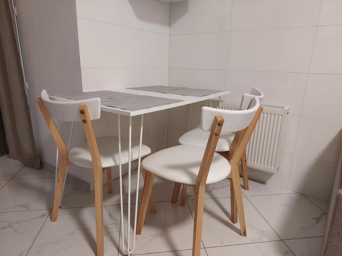 Яровиця 11 Lutsʼk Esterno foto